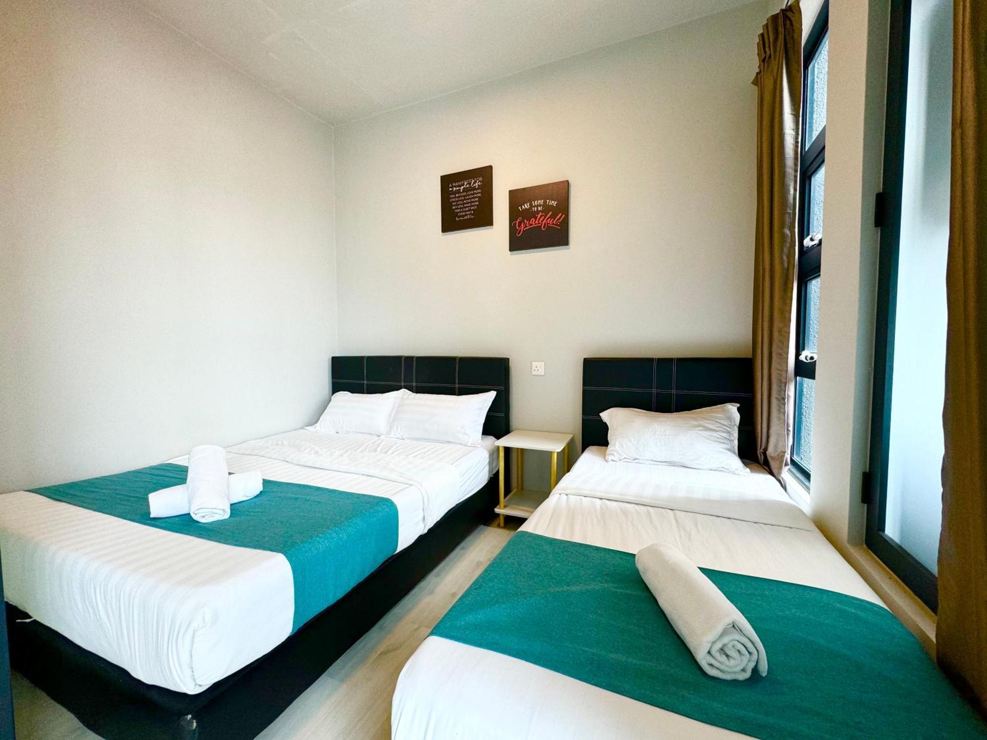 Sunset Seaview Vacation Condos @ Jesselton Quay Kota Kinabalu Chambre photo